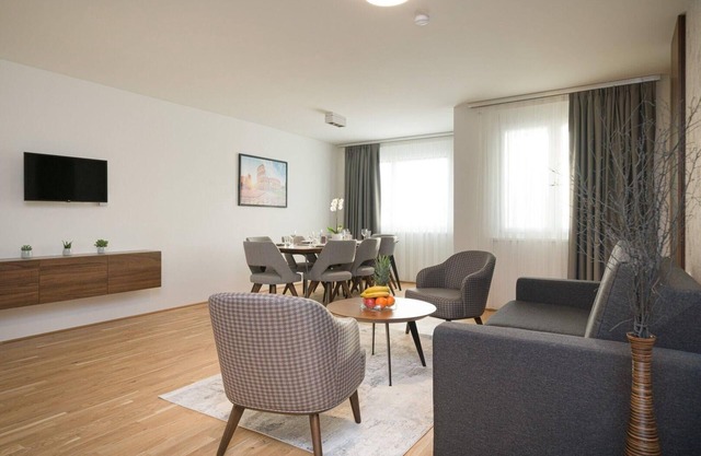myApartments - Top 14