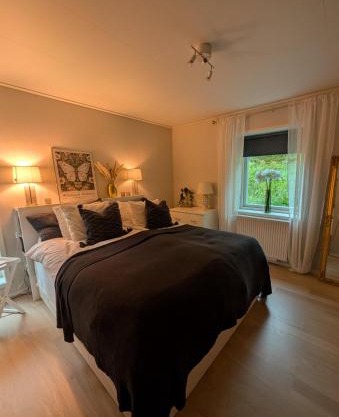 Mysigt hus på landet med närhet till Uppsala Stockholm & Gävle