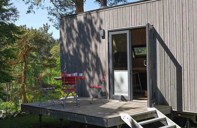 Nachhaltig & Klimaneutral Übernachten im Green Tiny House Pioneer mit Seeblick