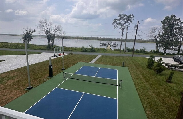 Nanticoke river front Studio!