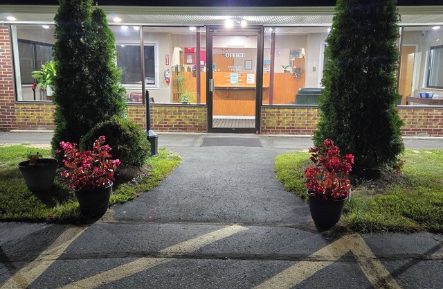 Nashoba Valley Inn & Suites