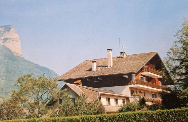 Nature escape between lakes and mountains, near Annecy. Ideal for families!
