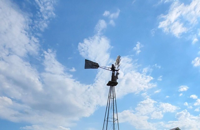 Nauvoo Windmill Farmhouse 10-12 people