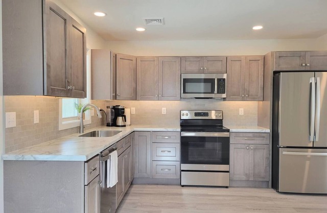Near Annville, Cornwall, Hershey, Lititz. Completely renovated. 30 day minimumnn
