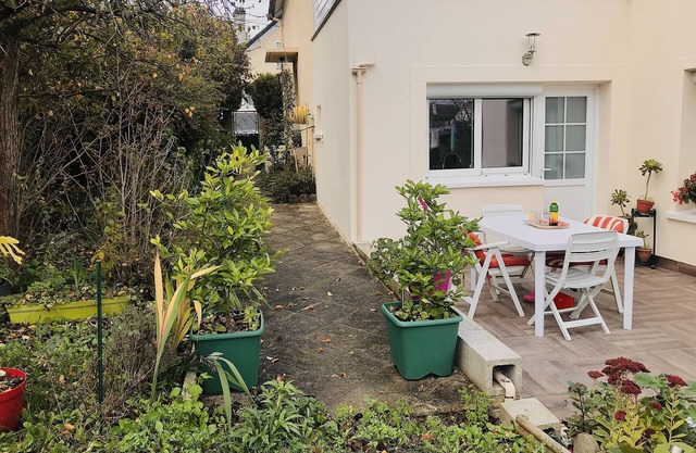 NEAR PARIS CHARMING HOUSE 5 PERS