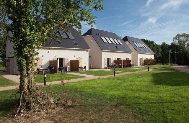 Neat apartment between Deauville and Cabourg