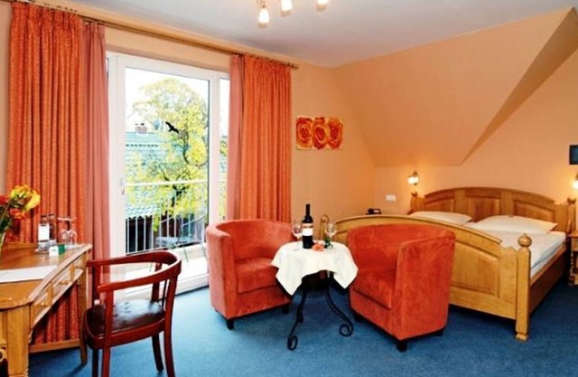 NEETH SUPERIOR ROOM - Flair Hotel Neeth