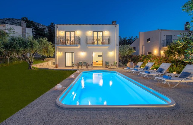 Nefeli Villas