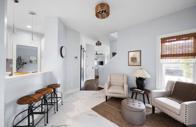 Neighborhood Charm in Buckhead. Near Hospital, Schools, Restaurants, Shops