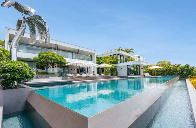 Neo (4/6 Rooms) Luxury villa