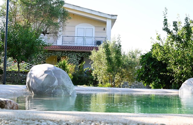 Neo Classic Villa: Garden, Playground & Biodesign Pool