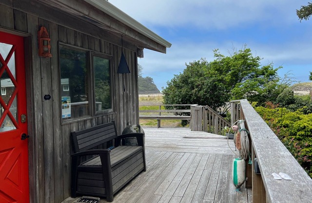 Neskowin Gem - Beach Front Property