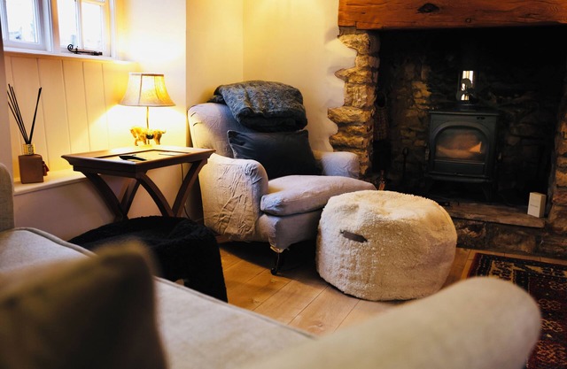 Nestled in the picturesque village of Shipton under Wychwood. Dog friendly