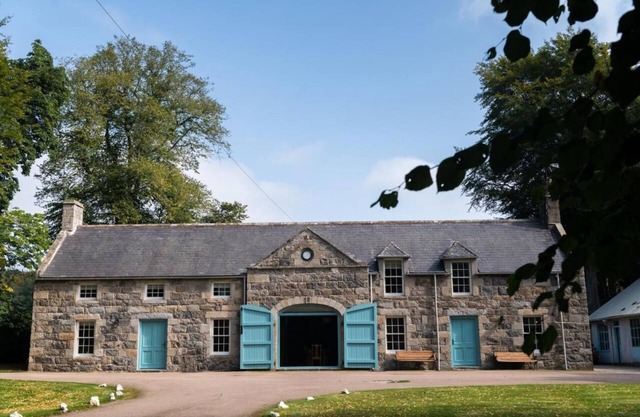 Netherdale House and Coach House