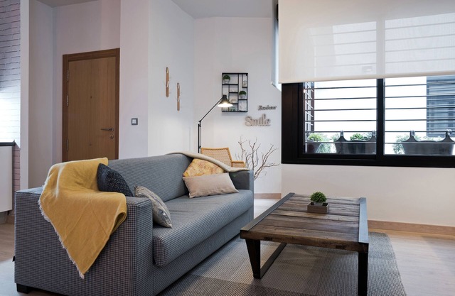 New 1-Bedroom Apt in Downtown Malaga with FREE Parking & Rooftop Pool