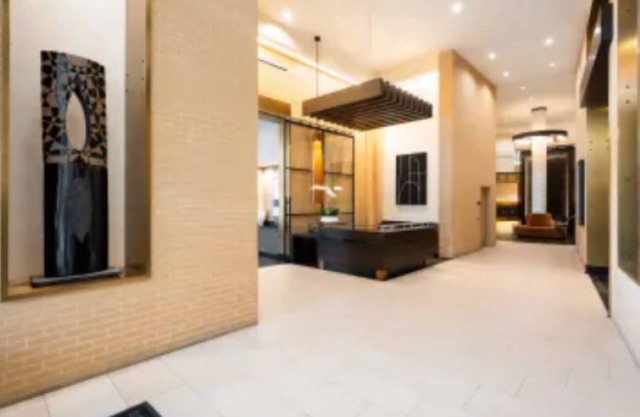 NEW 2 bedroom/2 full bath Fully Furnished Apt. w/1-Free Parking & Promo Rates!