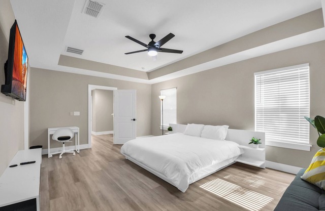New 3BR Home in Central SODO, Near Hospitals & Disney, monthly rent