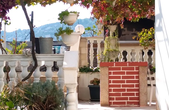 New and completely renovated apartment (5+1)