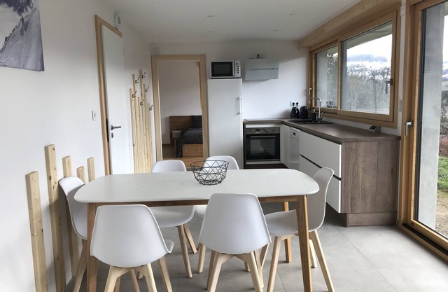 New apartment with garden in Savoyard chalet