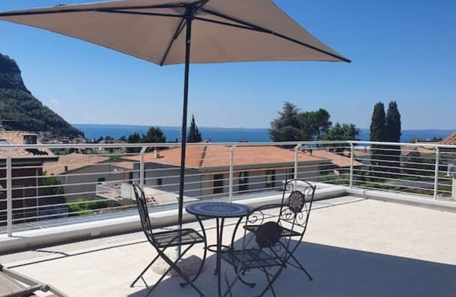 New apartment with lake view solarium