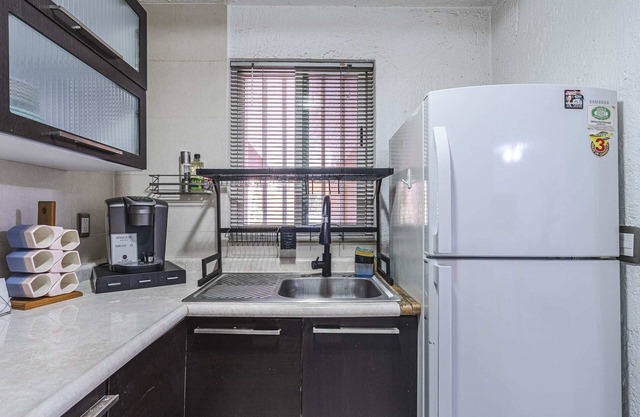 New Apt Expo & Trasloma Nearby