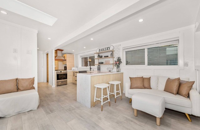 New Beach Apartment w/Yard