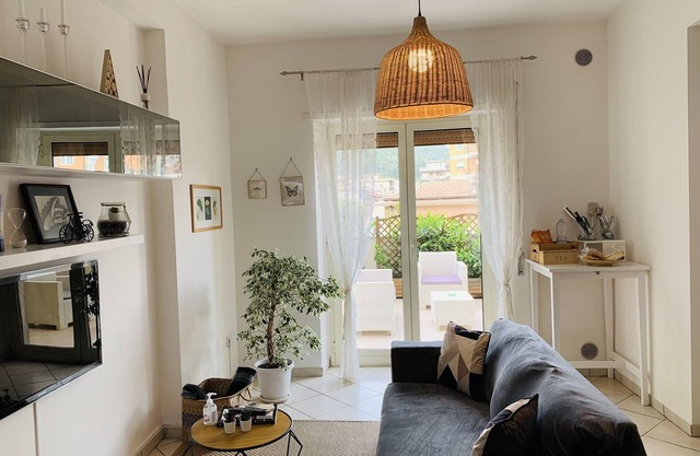NEW BEAUTIFUL APARTMENT WITH LARGE TERRACE- A CASA DI CAROLINA