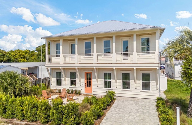 New, Beautiful 5-bedroom, 5-bath house in Laguna Beach, Panama City Beach, FL