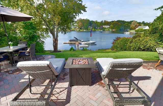 NEW Candlewood Lake 3BR 2BA Direct Waterfront Home~ Dock~Fire Pit~Sunset Views!