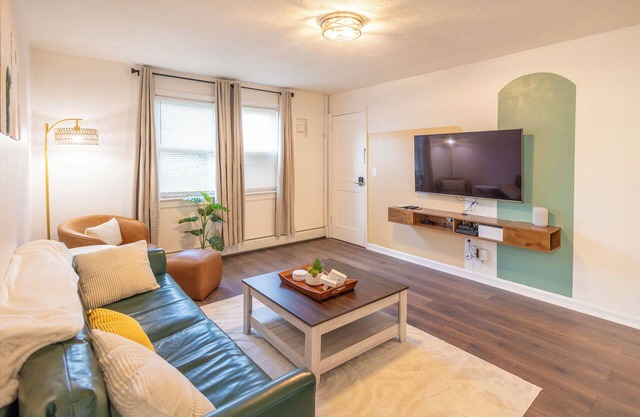 New Clifton 1 Bed, Park3Cars, Pet Friendly, Laundry, Fios