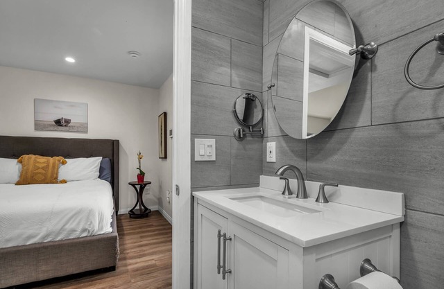 New! Coldwater Modern Studio Guest House