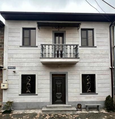 New , comfortable 3 bedroom house