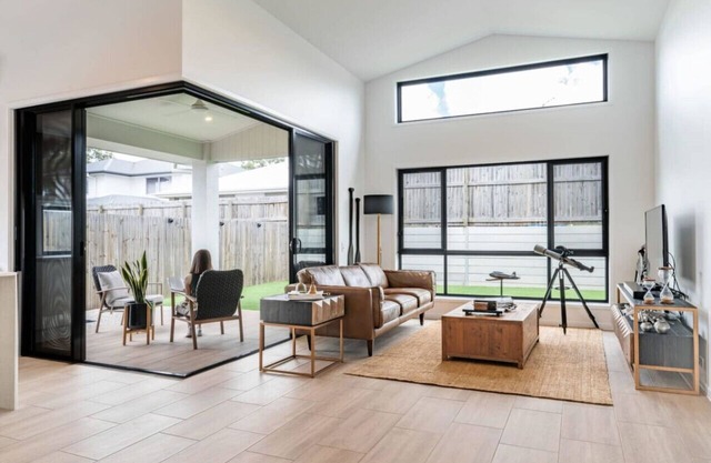 New Designer Built Boutique Holiday Home@Heathwood