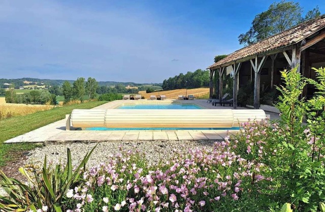 NEW! Domaine Quintèss Monflanquin - Studio