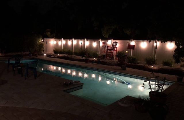 New England Beach style home in the heart of Ft Myers min to beaches & downtown!