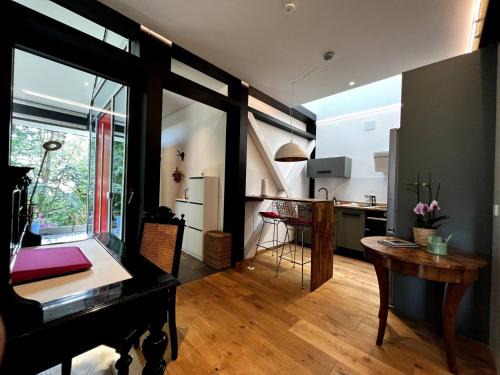 New exclusive 2 bedroom apartment Hamburg