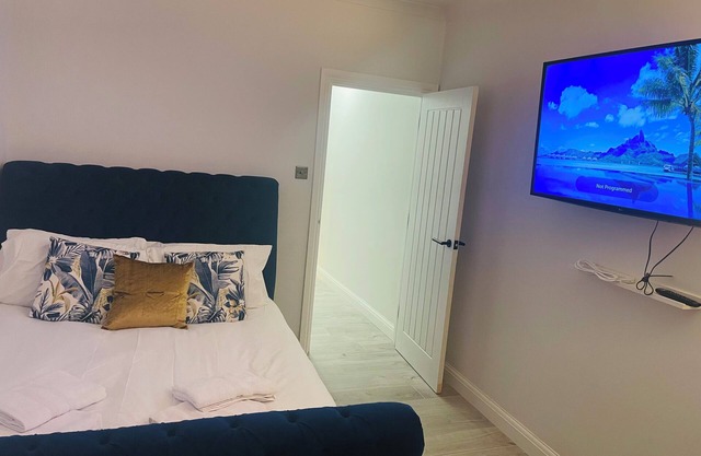 New Flat 4 Mins Walk to Crystal Palace