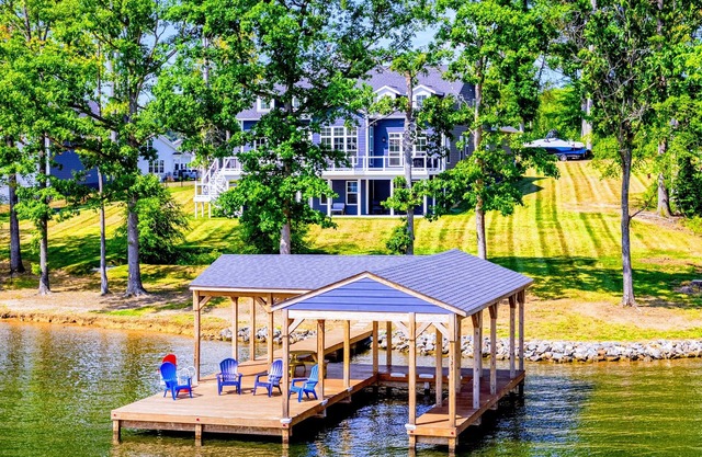 NEW Lake Anna Lakefront Luxury, Private Side, Boat Dock, Boat House, Deck Views