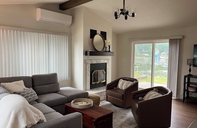 New Lake Holcombe listing 4 season, very cozy 2BR, 1BA sleeps 6