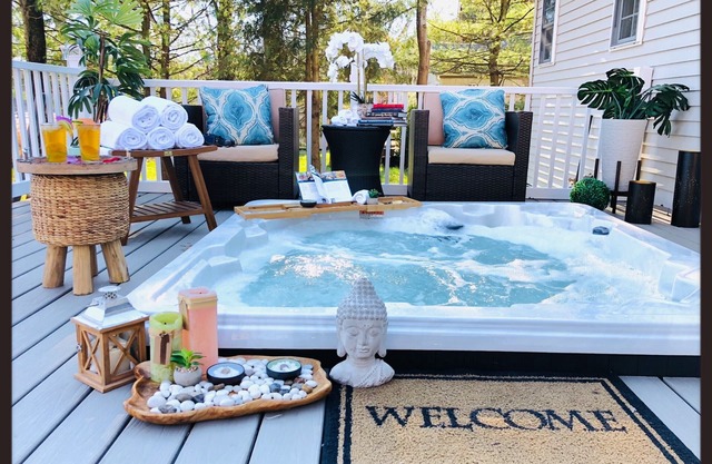 ✨★NEW★✨🚣‍♂️LAKEFRONT⛱SKI⛷🏂★Kalahari★Hot Tub★Mini Golf★BOOK NOW!★