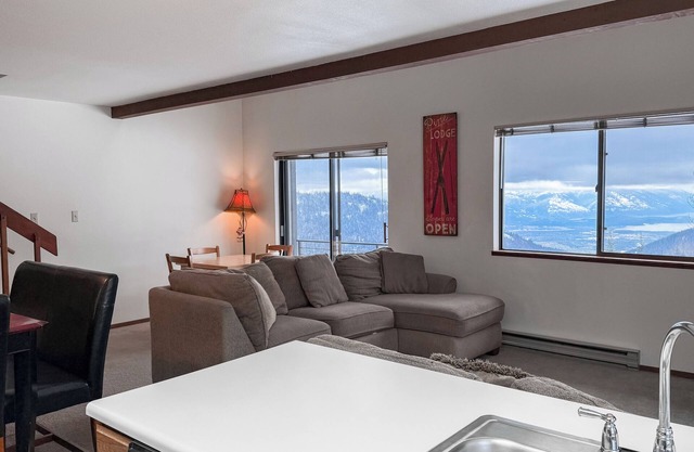 New Listing! Ski-In/Ski-Out | Mtn Views | Schweitzer