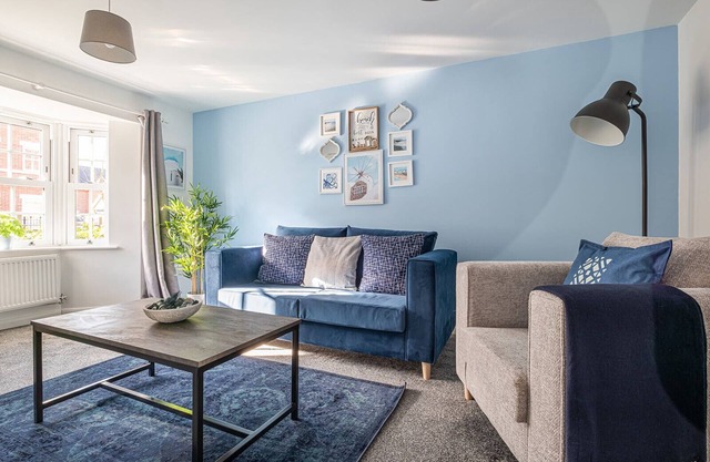 New modern & comfortable listing