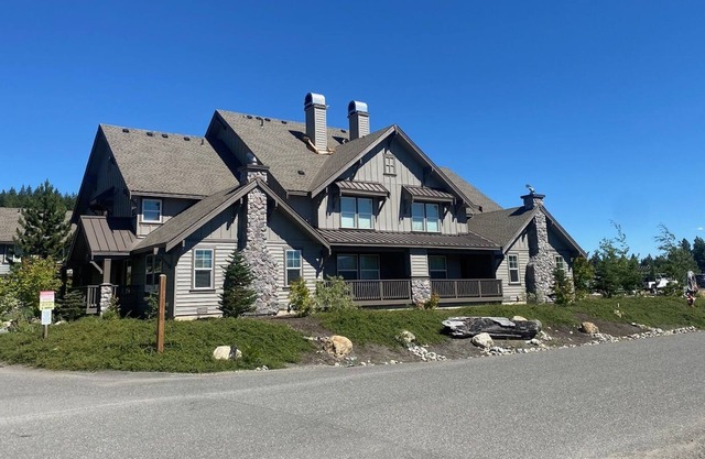 *NEW*Mountain Lodge Retreat @Rosyln Ridge-come enjoy the beauty of the outdoors!