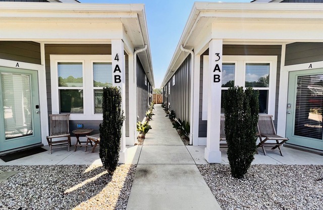 *New* Oceanside Corolla Condo, Pool, No Stairs