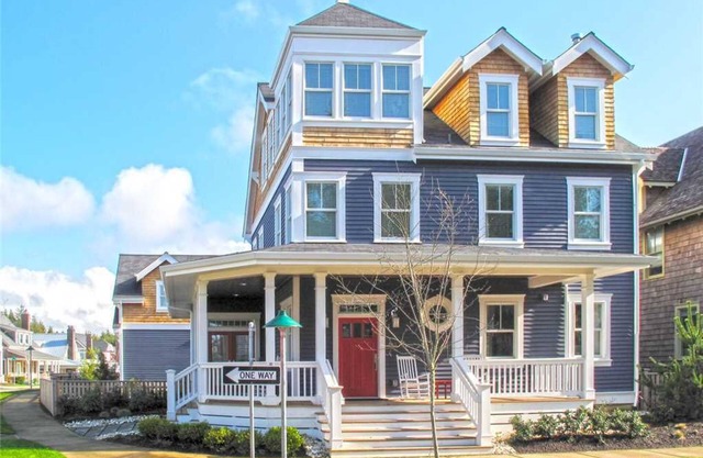 *New* Seabrook's The Lookout: Hot Tub, Dog Friendly