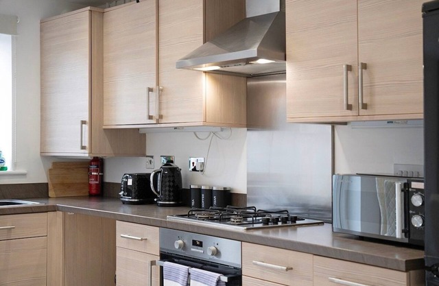 New! Spacious Retreat for 10 Perfect for Families!