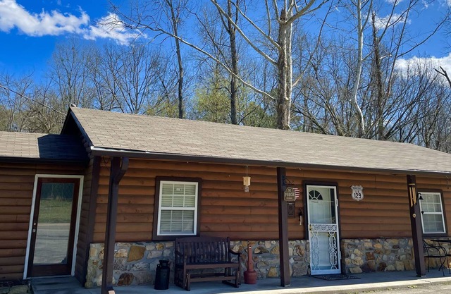 NEW- THE DRAGON CABIN-US 129-SMOKY MOUNTAINS