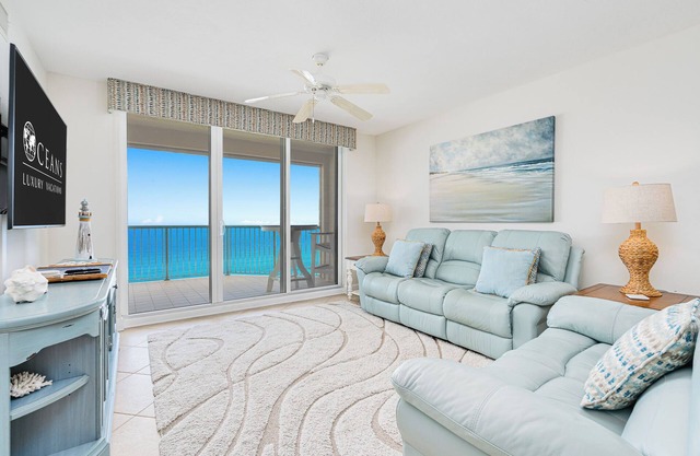 New!Twin Towers-Direct Oceanfront #502