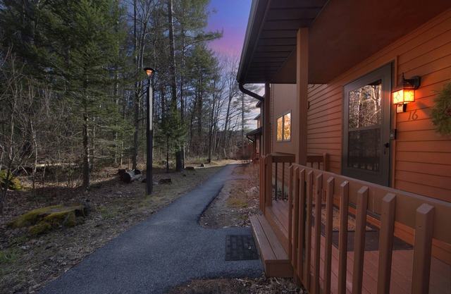 NEW! Uncas 16N - Spacious & Scenic Townhome by The Summit at Gore Mountain