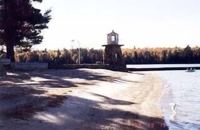 Newfound Lake Waterfront Private Beach Sleeps 4